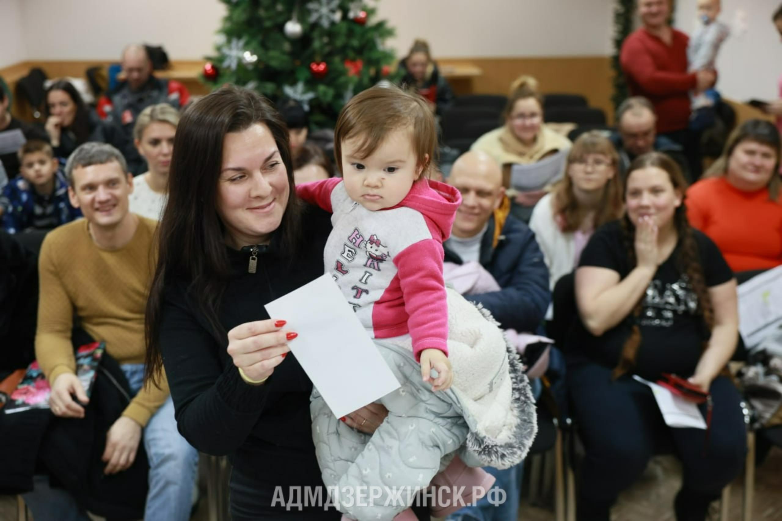 В Дзержинске 19 многодетным семьям предоставлены земельные участки под  строительство домов - Администрация города Дзержинска